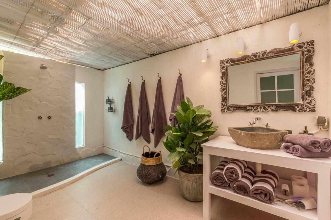 Eco Bamboo Bungalow 4 Villa Canggu Dış mekan fotoğraf